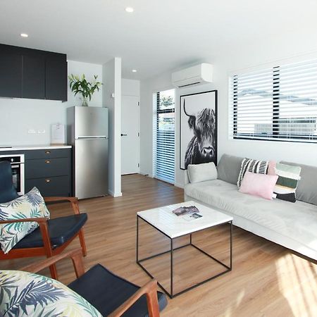 3 - Sunny Brand New House Wanaka Exterior foto