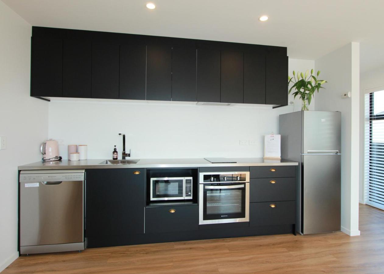 3 - Sunny Brand New House Wanaka Exterior foto