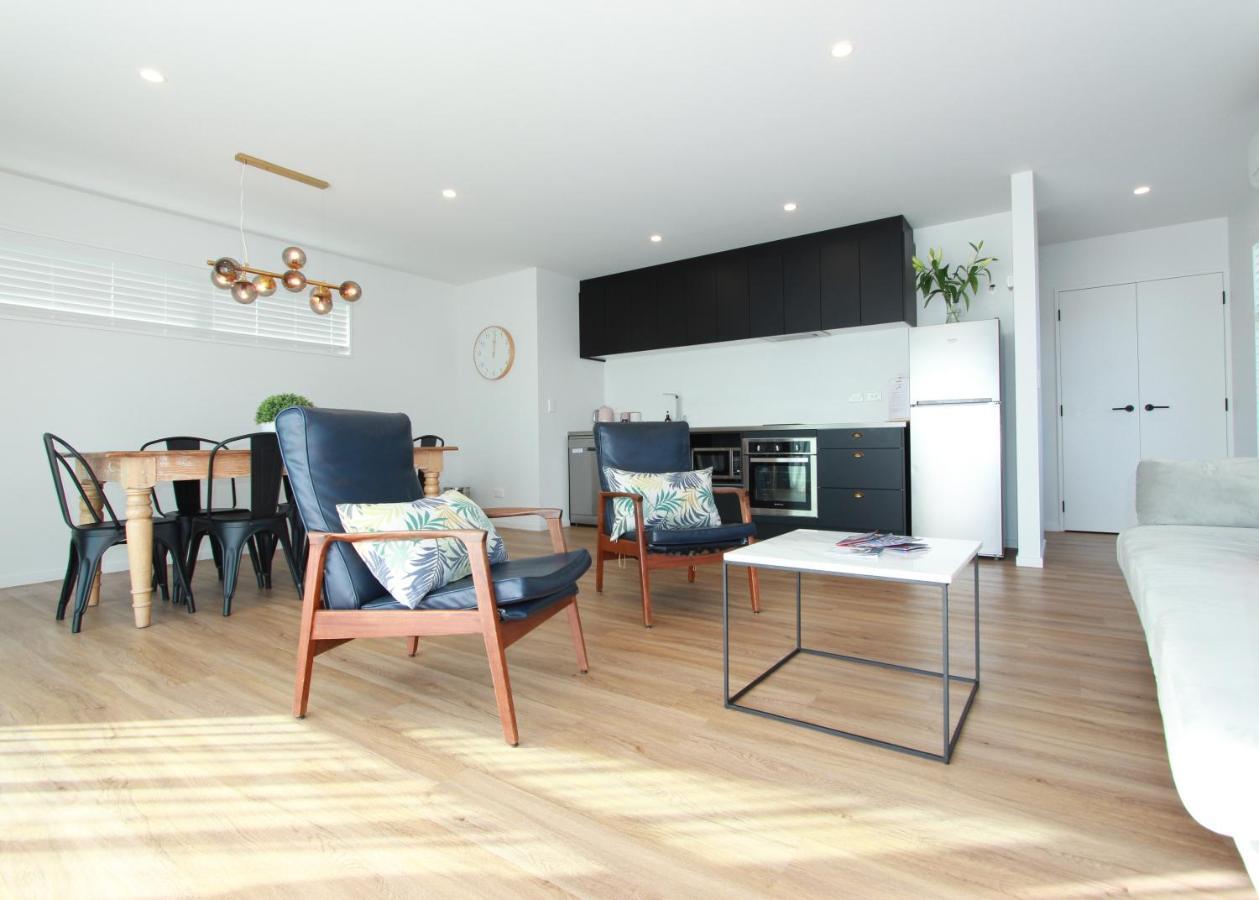 3 - Sunny Brand New House Wanaka Exterior foto